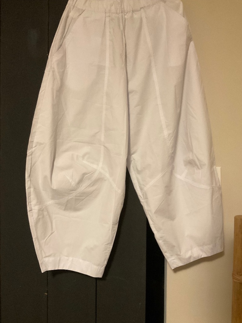 White cotton pant by alembika size 1…NEW
